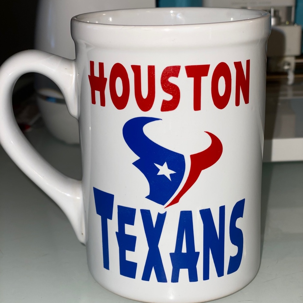 Custom cups